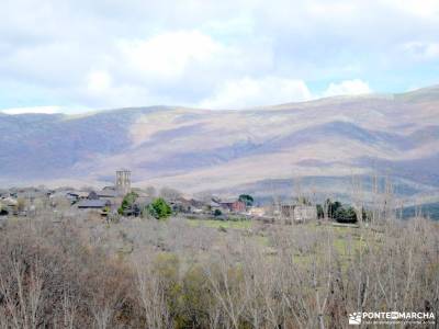 Pueblos Negros de la arquitectura negra - Sierra Norte de Guadalajara; marcha de san sebastián guia 